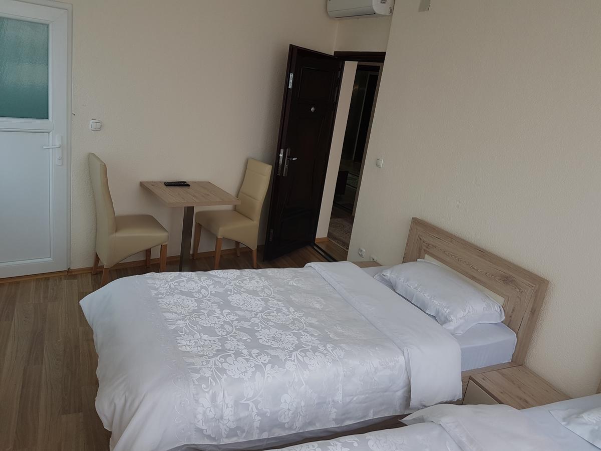 Bolero Hotel Феризово Екстериор снимка